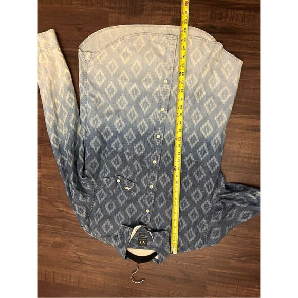 Armani Exchange Gradient Blue Button-Down Shirt, Sz Large - Picture 2 of 11